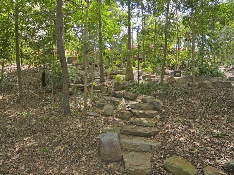 20 Belmore Court, Pine Mountain QLD 4306