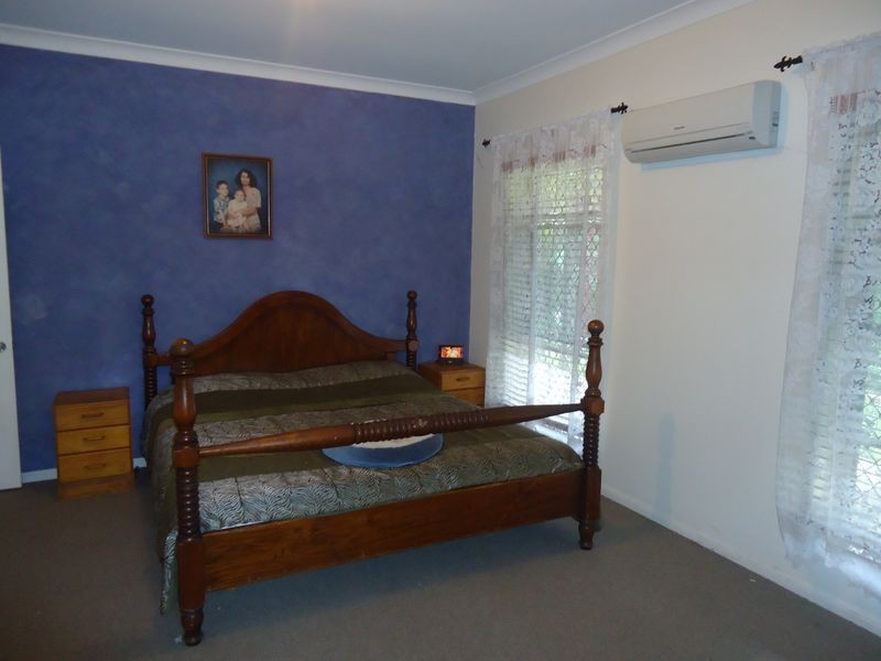 22 Ashleigh Court, Walloon QLD 4306