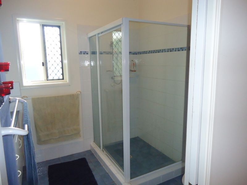 22 Ashleigh Court, Walloon QLD 4306