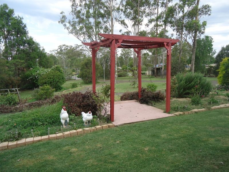 22 Ashleigh Court, Walloon QLD 4306