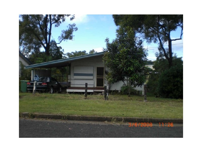 13 Logan Street, Booval QLD 4304