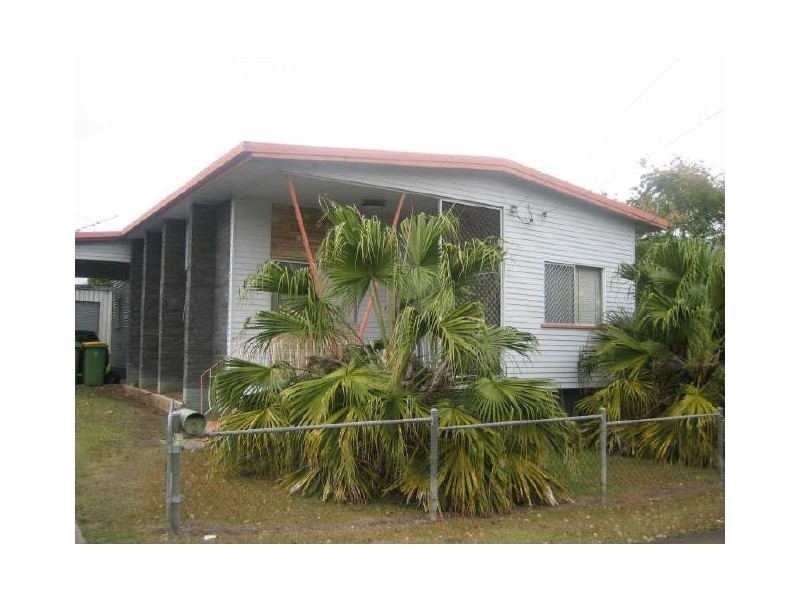 2 Russell Street, Silkstone QLD 4304