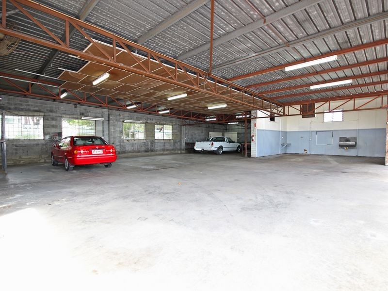 1 Wilson Street, Newtown QLD 4305