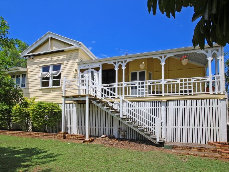 1 Blackall Street, East Ipswich QLD 4305