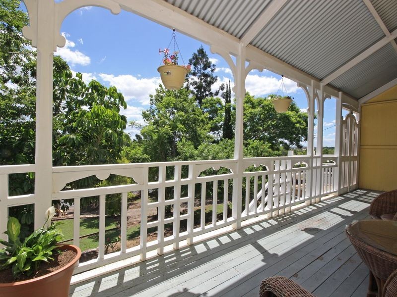 1 Blackall Street, East Ipswich QLD 4305