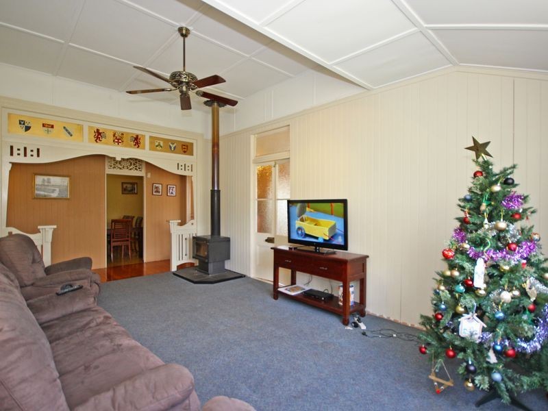 1 Blackall Street, East Ipswich QLD 4305