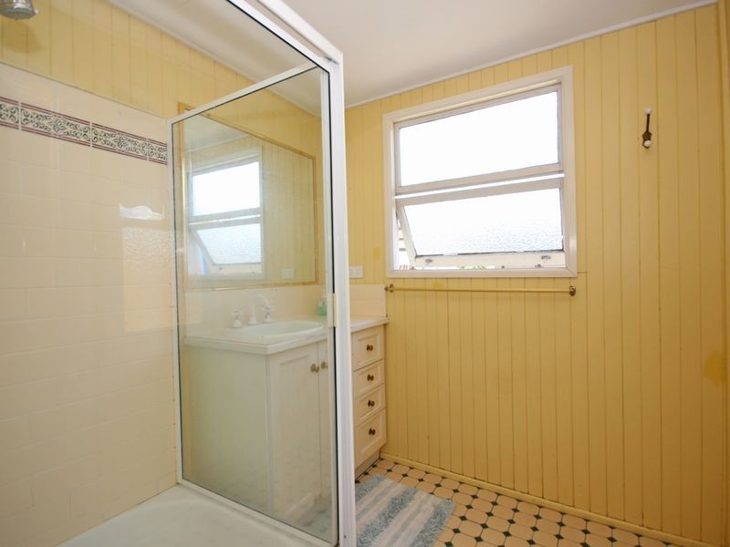 1 Blackall Street, East Ipswich QLD 4305