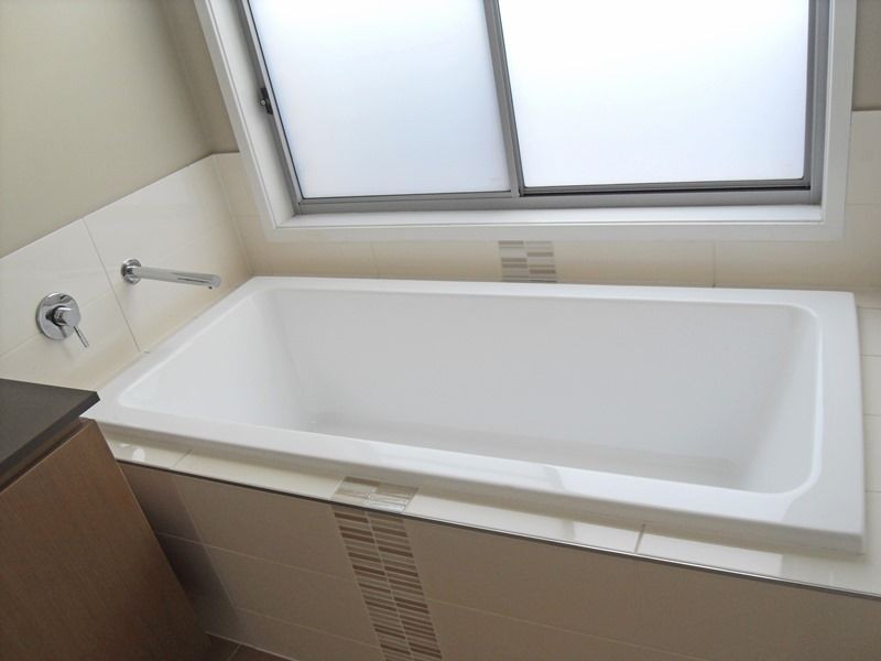 12 McCabe Street, Springfield Lakes QLD 4300