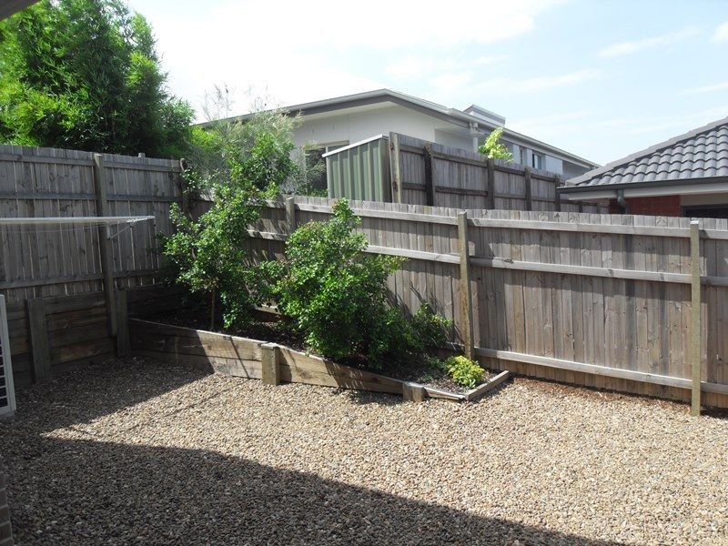 12 McCabe Street, Springfield Lakes QLD 4300