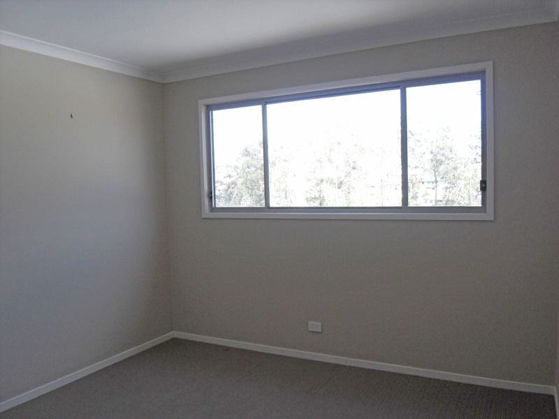 12 McCabe Street, Springfield Lakes QLD 4300