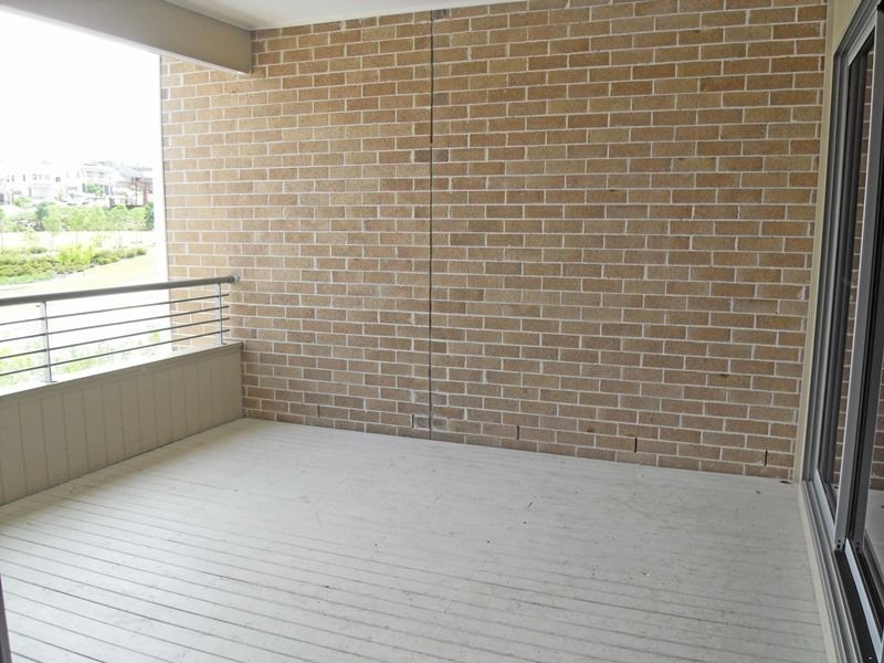 12 McCabe Street, Springfield Lakes QLD 4300