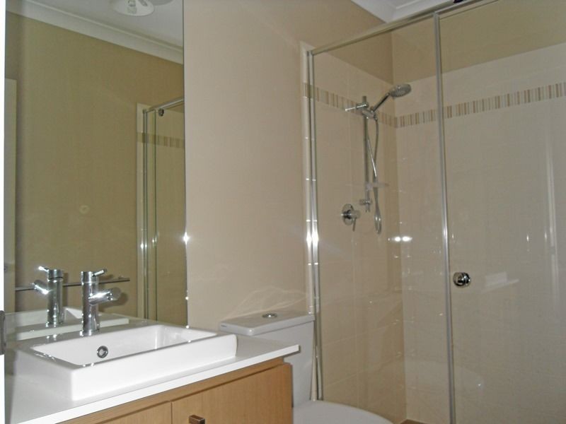 12 McCabe Street, Springfield Lakes QLD 4300