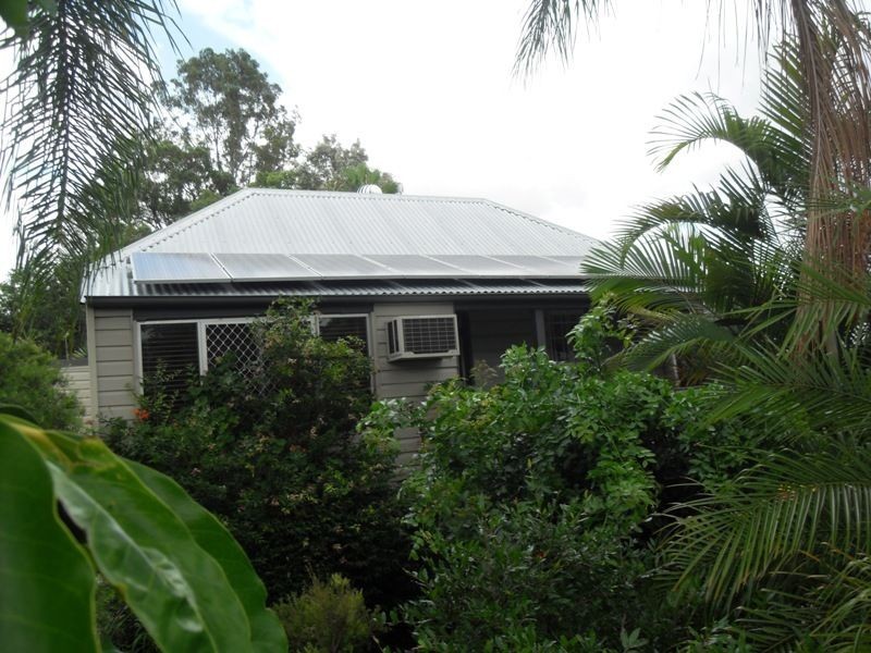 27 Thomas Street, Blackstone QLD 4304