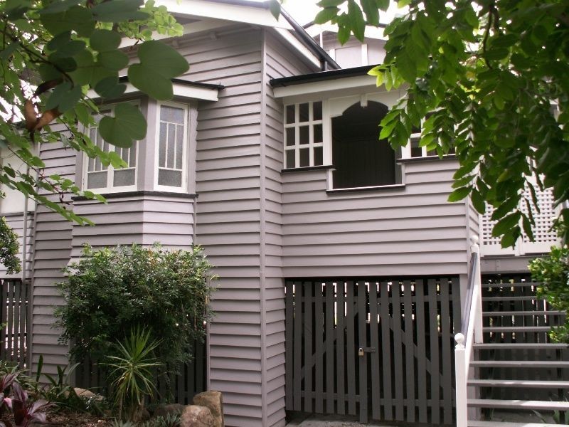 2/83 Brisbane Road, Bundamba QLD 4304