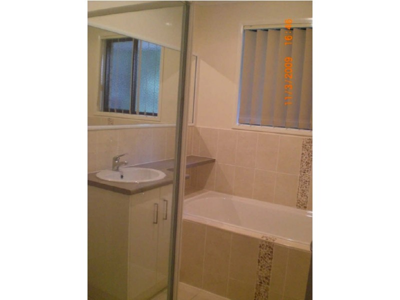 83 South Station Road, Booval QLD 4304