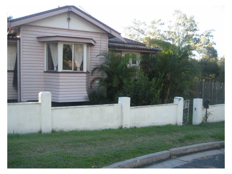 2 Cowley Street, Tivoli QLD 4305