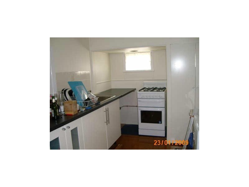 42 Lusitania Street, Newtown QLD 4305