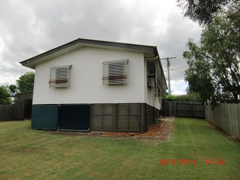 17 Leslie Street, East Ipswich QLD 4305