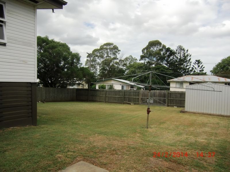 17 Leslie Street, East Ipswich QLD 4305