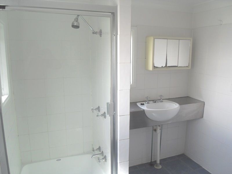 39 Hill Street, North Ipswich QLD 4305