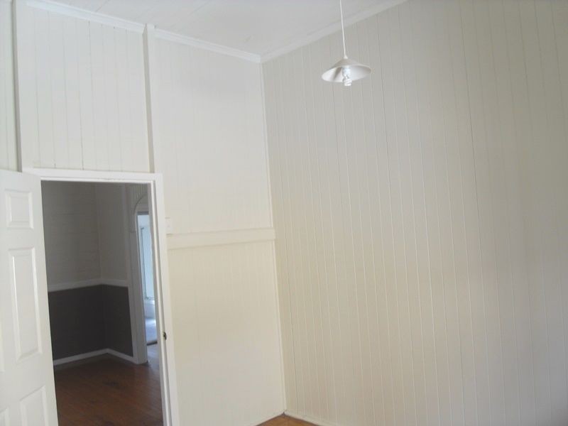 39 Hill Street, North Ipswich QLD 4305