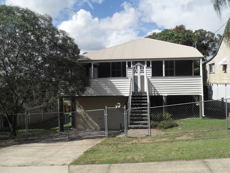 39 Hill Street, North Ipswich QLD 4305