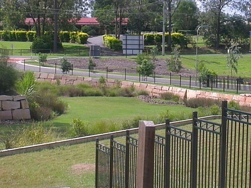 38-40 Brodzig Road, Chuwar QLD 4306