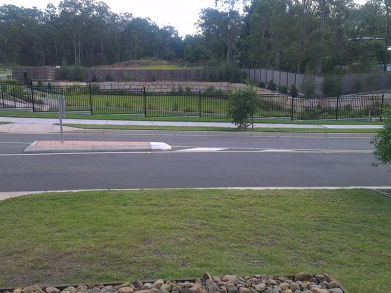 38-40 Brodzig Road, Chuwar QLD 4306