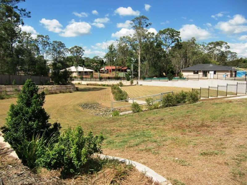 38-40 Brodzig Road, Chuwar QLD 4306