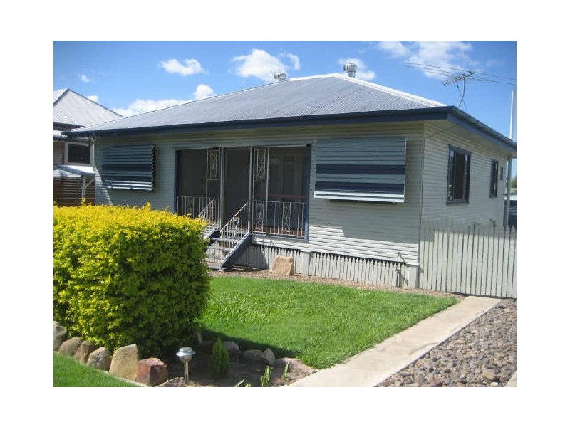 7 Bottomley Street, Brassall QLD 4305