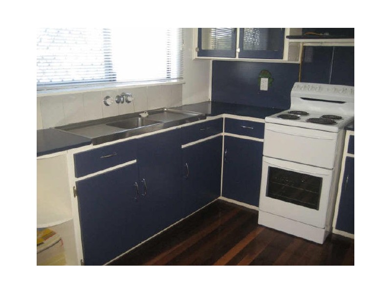 7 Bottomley Street, Brassall QLD 4305