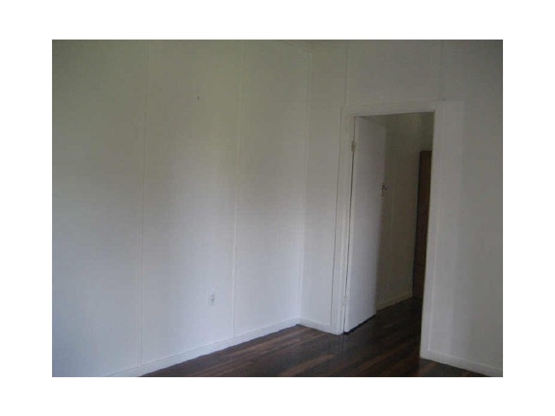 7 Bottomley Street, Brassall QLD 4305