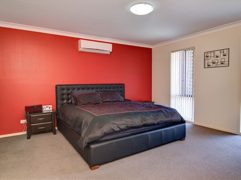 2 Bolingbroke Street, Fernvale QLD 4306