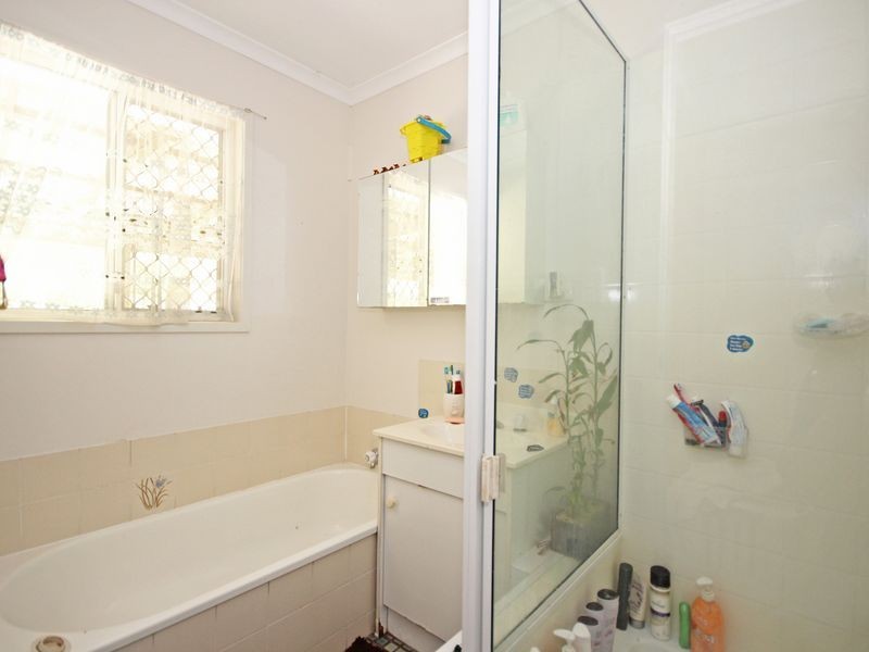 42 Glenelg Drive, Brassall QLD 4305