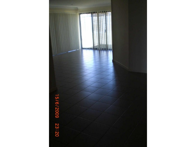 11 Acacia Close, Raceview QLD 4305