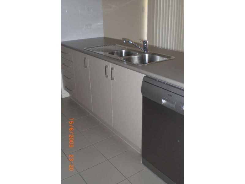 11 Acacia Close, Raceview QLD 4305