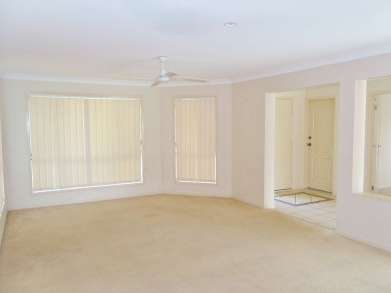 1 Amie Place, Raceview QLD 4305