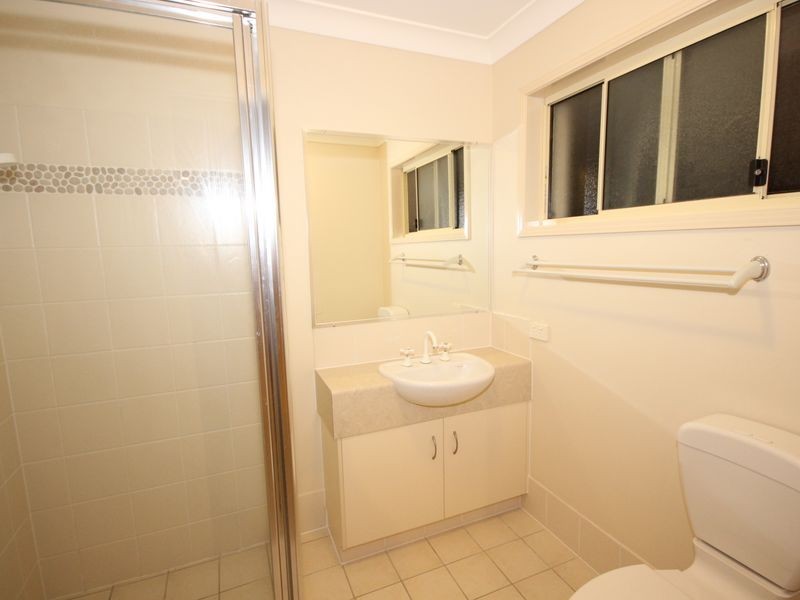 1 Amie Place, Raceview QLD 4305