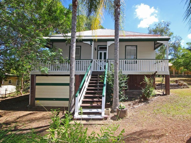 6 Allen Street, North Ipswich QLD 4305
