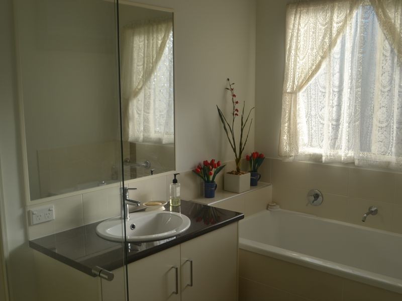 52 Elkhorn Street, Fernvale QLD 4306