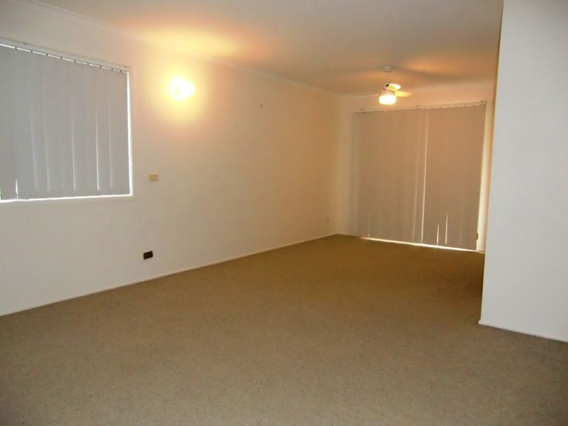 5 Resolution Parade, Flinders View QLD 4305