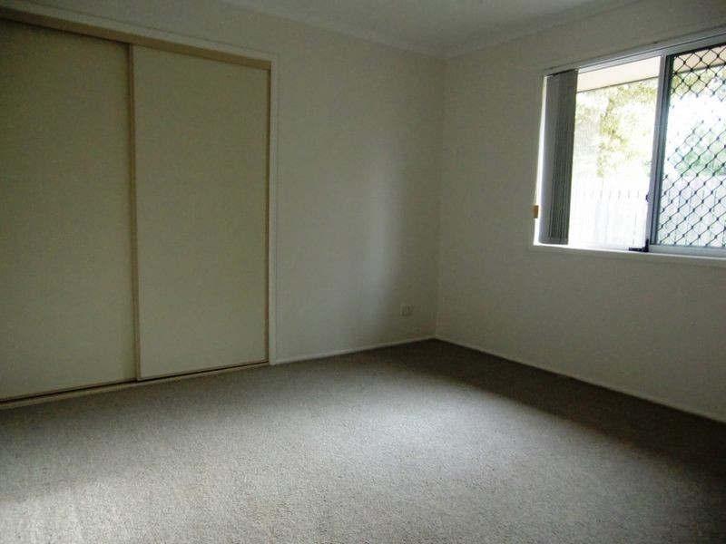 5 Resolution Parade, Flinders View QLD 4305