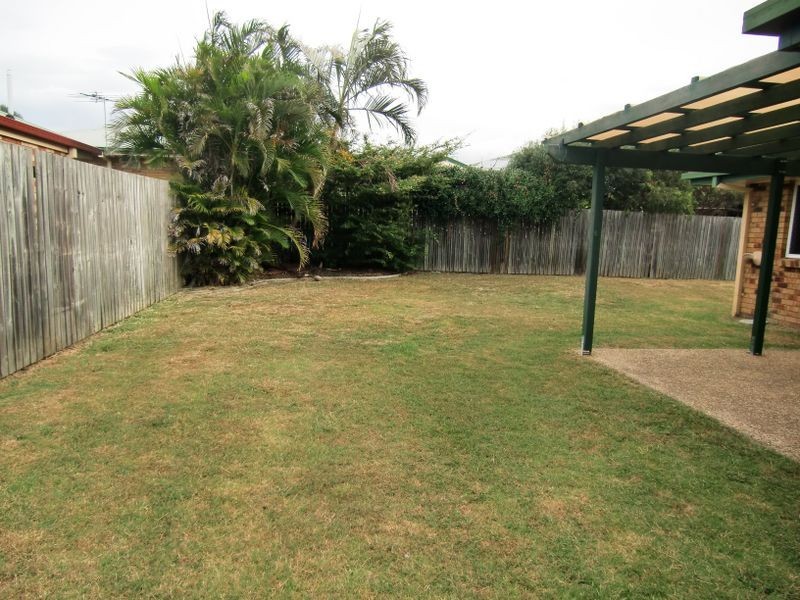 5 Resolution Parade, Flinders View QLD 4305