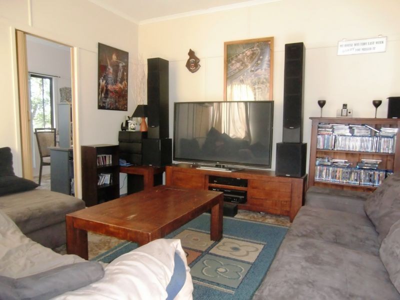 11 Raymond Street, North Ipswich QLD 4305