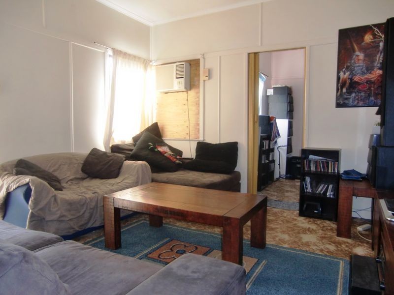 11 Raymond Street, North Ipswich QLD 4305