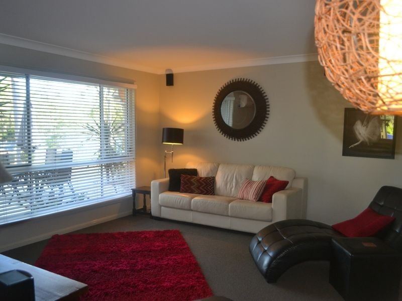 18 Bertrand Avenue, Kensington Grove QLD 4341