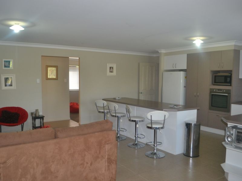 18 Bertrand Avenue, Kensington Grove QLD 4341