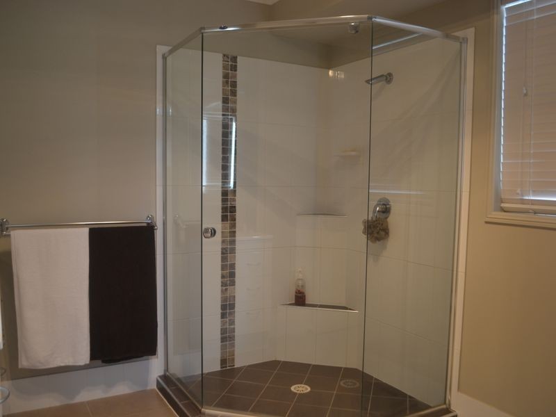 18 Bertrand Avenue, Kensington Grove QLD 4341