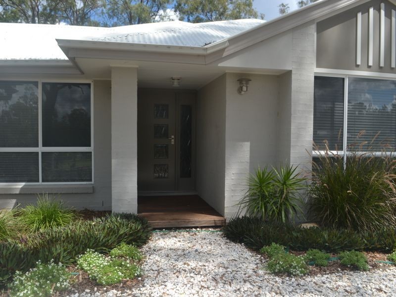 18 Bertrand Avenue, Kensington Grove QLD 4341