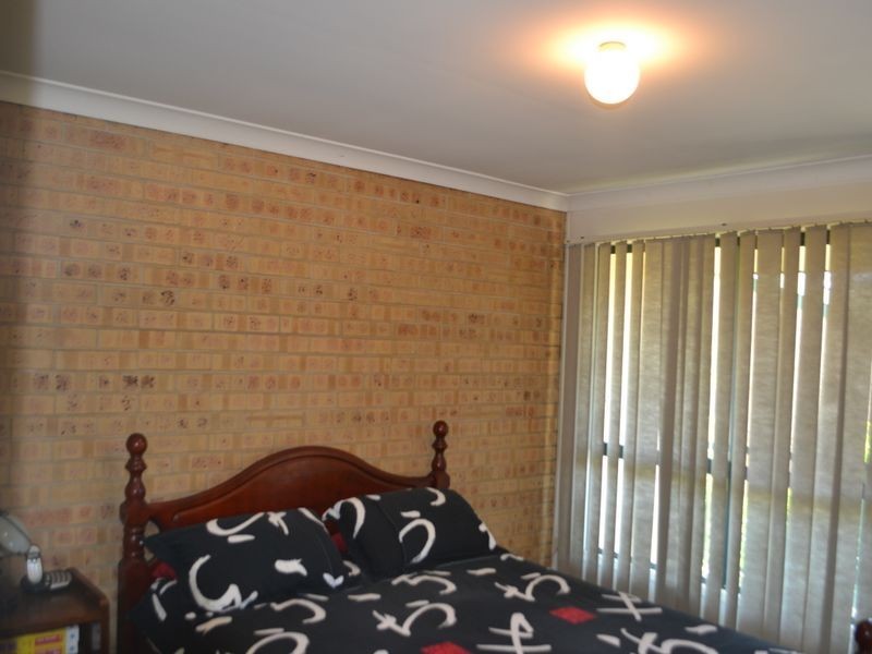2/17 William Street, Bundamba QLD 4304